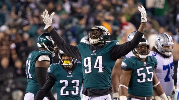 Josh Sweat is the current Eagle player wearing No. 94