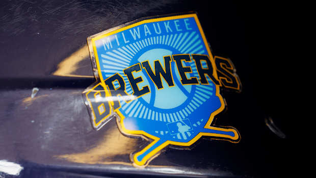 Milwaukee Brewers logo