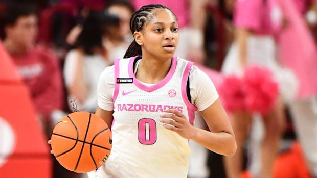 Razorbacks Taliah Scott during big night in game against Auburn