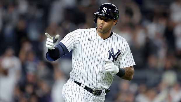 New York Yankees outfielder Aaron Hicks