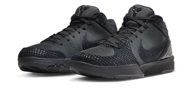 Side view of Kobe Bryant's black Nike sneakers.