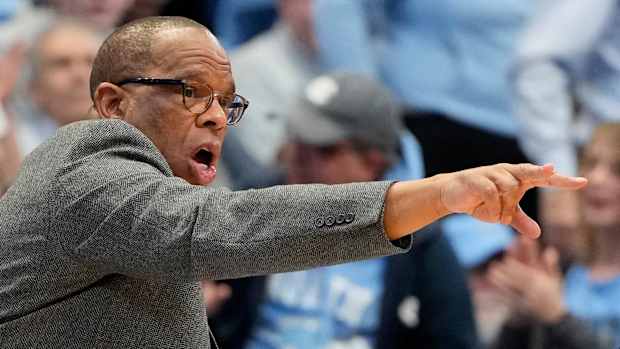 UNC basketball head coach Hubert Davis