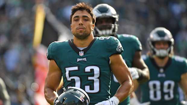 Eagles LB Christian Elliss