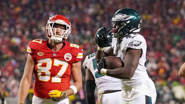 eagles travis kelce chiefs