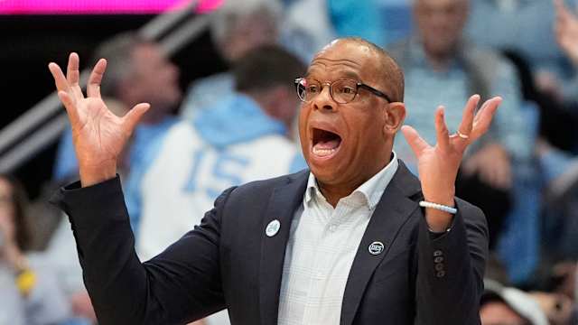 UNC basketball head coach Hubert Davis