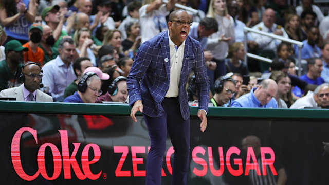 UNC basketball head coach Hubert Davis