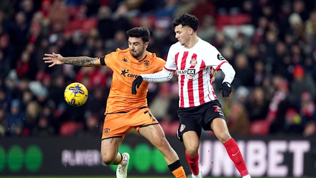 Jenson Seelt - Sunderland defender backed by Michael Beale