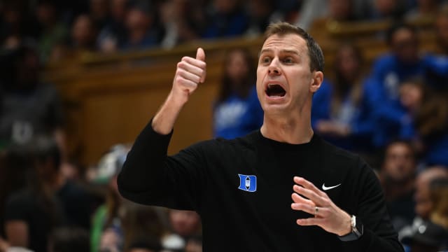 Duke basketball head coach Jon Scheyer