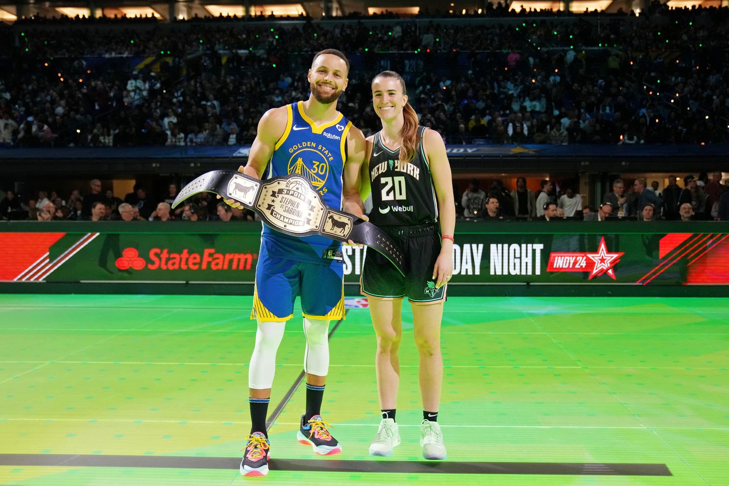 Stephen Curry and Sabrina Ionescu after the three-point challenge.