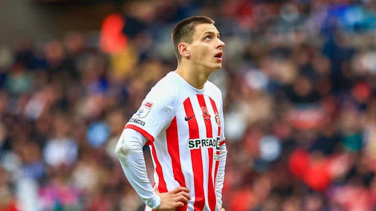 Awful Sunderland statistic shows Tony Mowbray wrong to blame strikers for slump