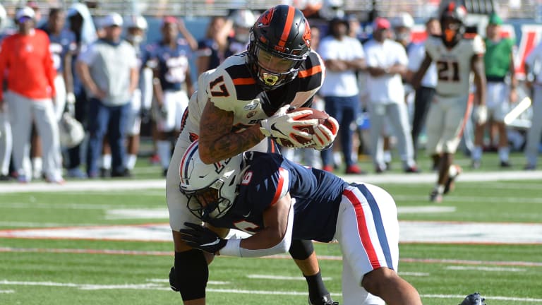 Arizona Wildcats Safety Scottie Young Enters the NCAA Transfer Portal