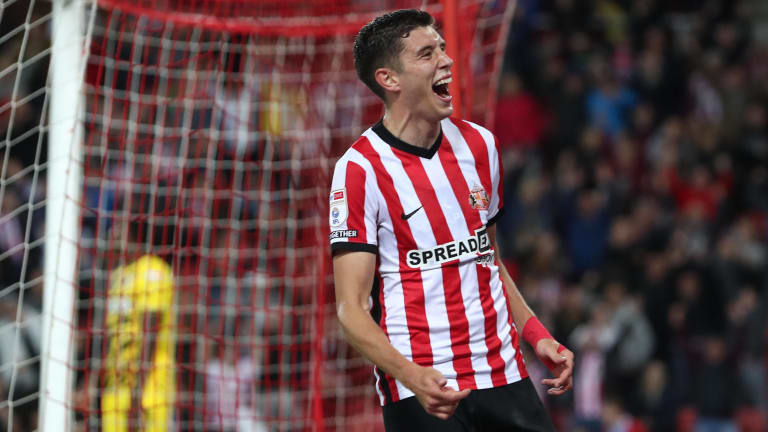 Sunderland looking for two strikers - one loan and one permanent