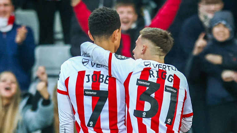 Jack Clarke pays tribute to 'top drawer' Sunderland teenage midfield duo