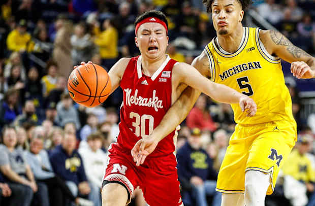Keisei Tominaga 2023-24 Nebraska MBB at Michigan USATSI_22744485