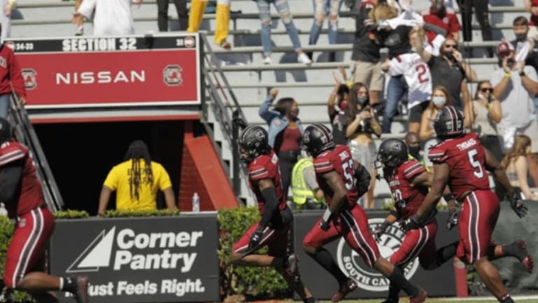 Horn Named Walter Camp FBS National Defensive Player of the Week