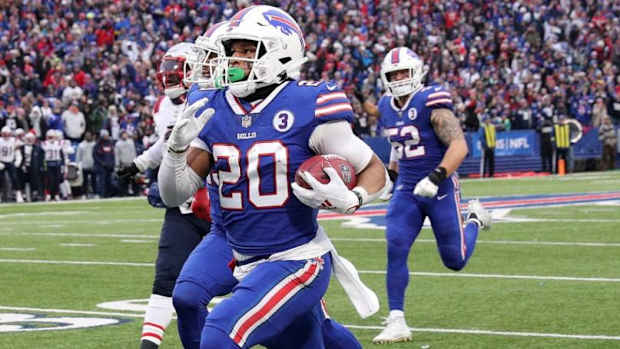 Hines runs to glory during last year's regular season finale