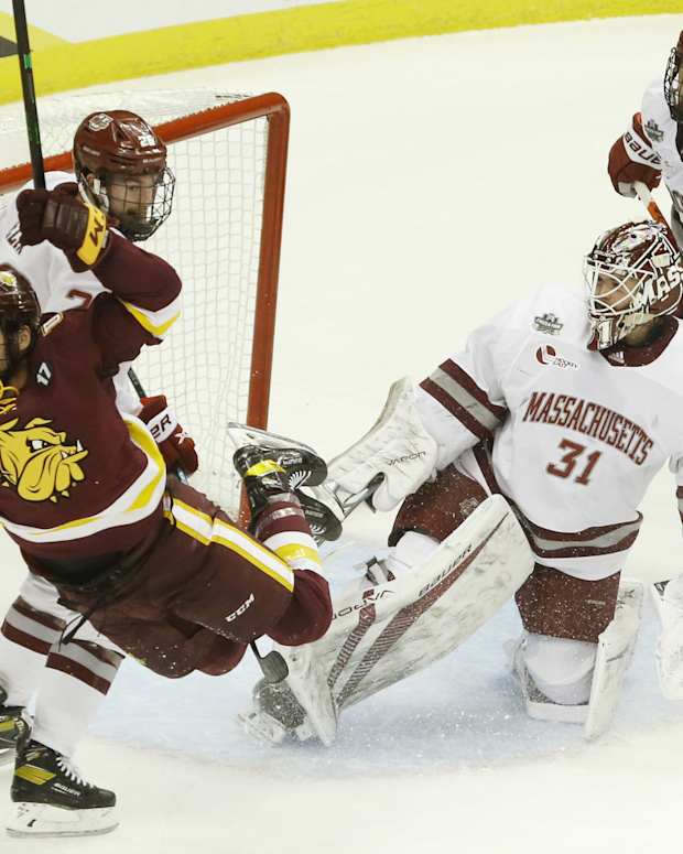 UMass Minnesota Duluth Hockey