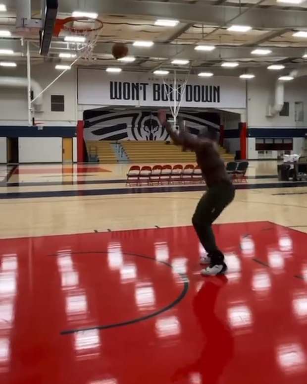 Zion Dunks