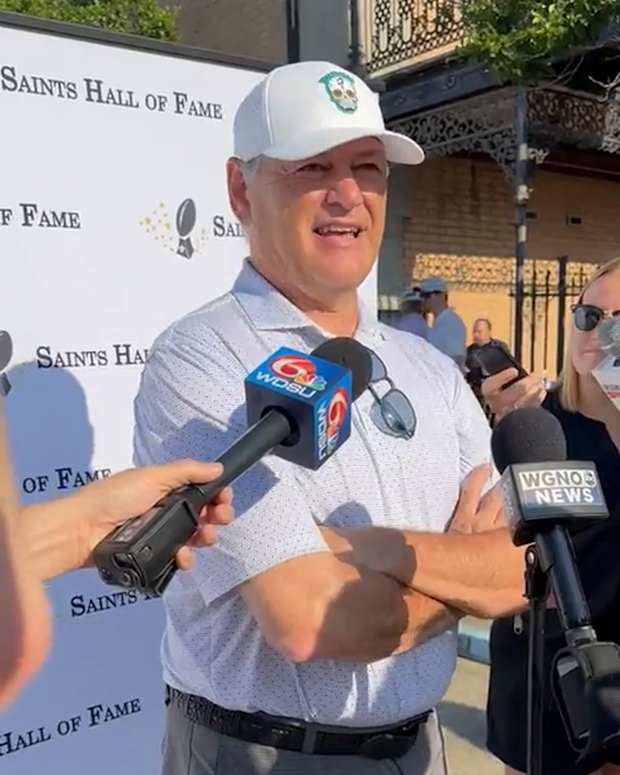 Mickey Loomis on Signing TE Foster Moreau