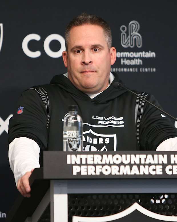 Josh McDaniels-4