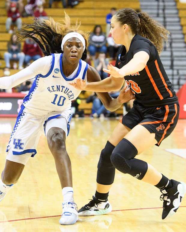 Kentucky's Rhyne Howard (10) drives on Princeton's Grace Stone (10) during the second half of the Kentucky versus Princeton women's NCAA First Round game at Simon Skjodt Assembly Hall on Saturday, March 19, 2022.

Syndication The Herald Times

Syndication The Indianapolis Star