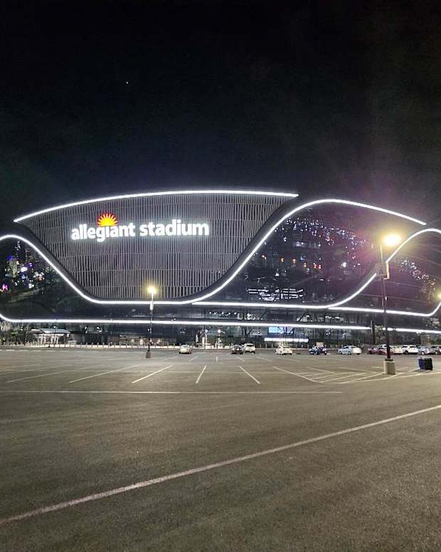 Allegiant Staddium at Night.jfif
