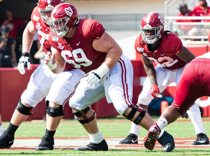 Alabama offensive lineman Landon Dickerson