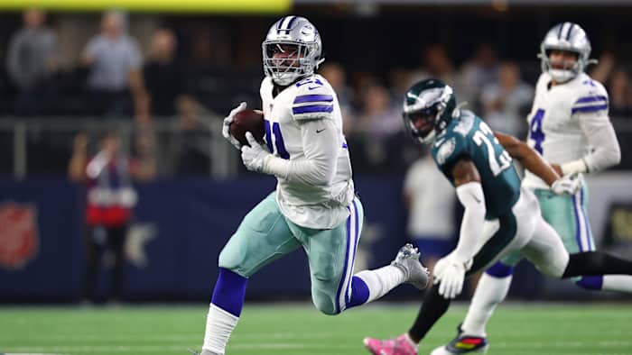 Elliott's 147 total yards helped lead the Cowboys to a lopsided victory over the Eagles.