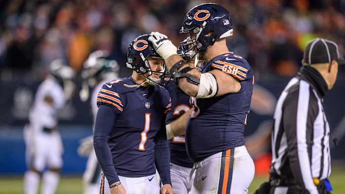 monday-hot-clicks-eagles-bears-cody-parkey-miss-spanish-call-video.jpg