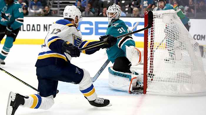 blues-sharks-game-5-schwartz.jpg