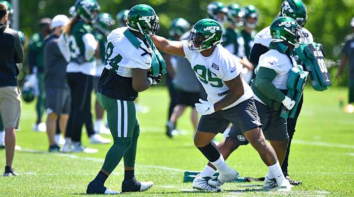 quinnen-williams-jets-contraact.jpg
