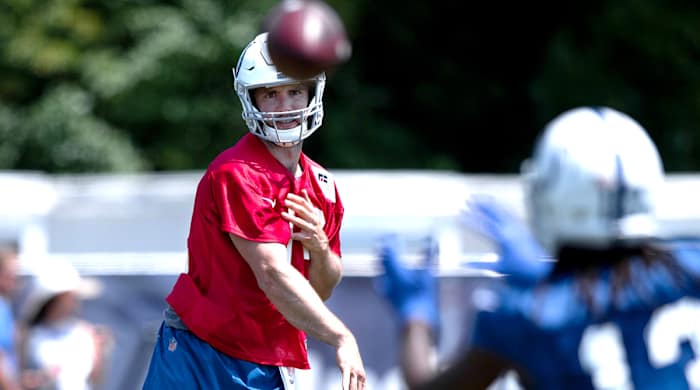 andrew-luck-colts-camp.jpg