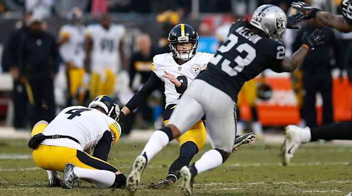 A slip on the dodgy Oakland turf cost the Steelers a chance to take the Raiders into overtime in Week 14.