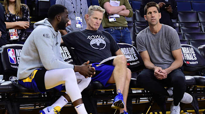 steve-kerr-practice-warriors.jpg