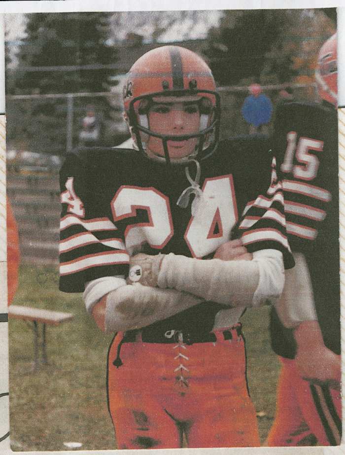 Naposki played football at Tuckahoe (N.Y.) High, the first of three high schools he attended.