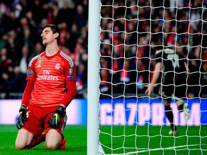 real-madrid-ajax-courtois.jpg
