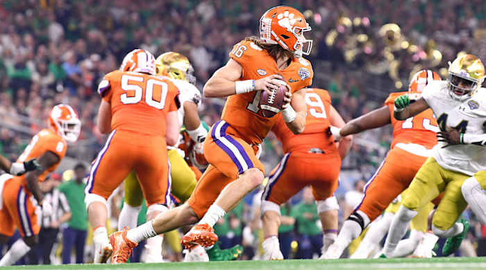 trevor-lawrence-clemson-notre-dame.jpg