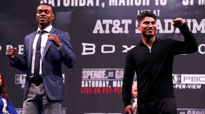 mikey-garcia-errol-spence-fight.jpg