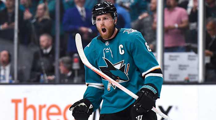 joe-pavelski-sharks-playoffs.jpg