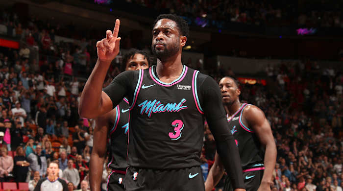 dwyane_wade_heat_retirement_marquee_.jpg