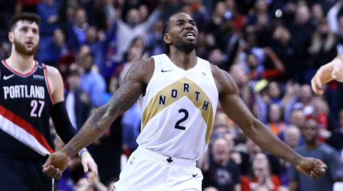 kawhi_leonard_raptors_win_.jpg