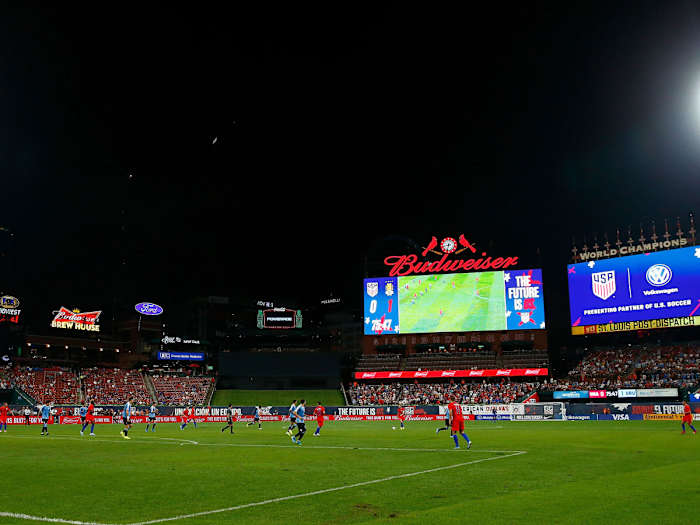 usmnt-uruguay-st-louis-busch-stadium.jpg