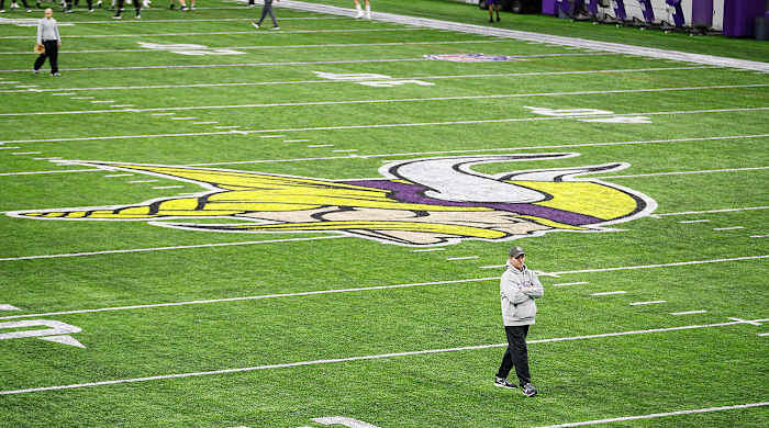 Zimmer stepped in on offense, calling for more run plays.