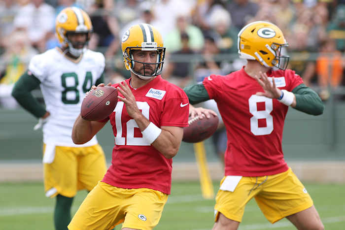 aaron-rodgers-training-camp.jpg