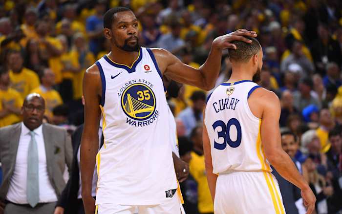 kevin-durant-stephen-curry-finals.jpg