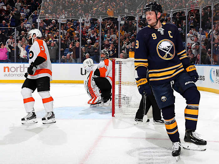 jack-eichel-sabres-flyers.jpg