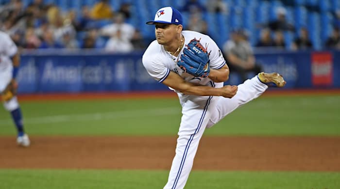 roberto-osuna-suspension.jpg