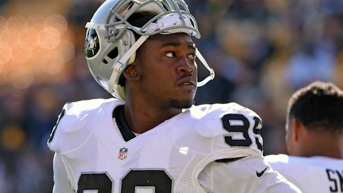 raiders-49ers-aldon-smith-arrest-warrant-domestic-violence.jpg