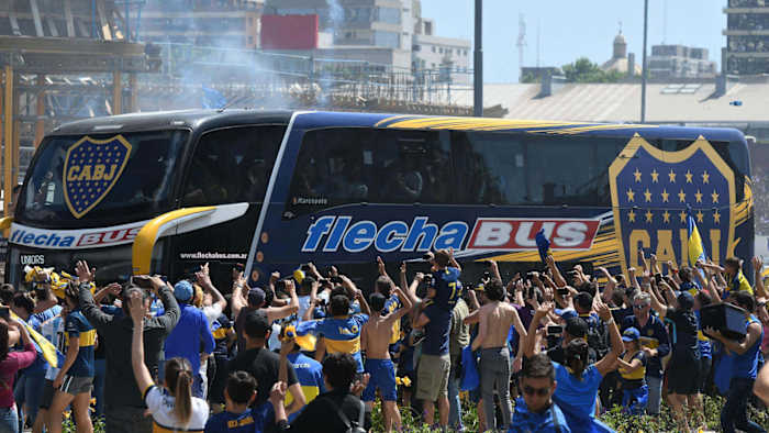 boca-juniors-bus.jpg