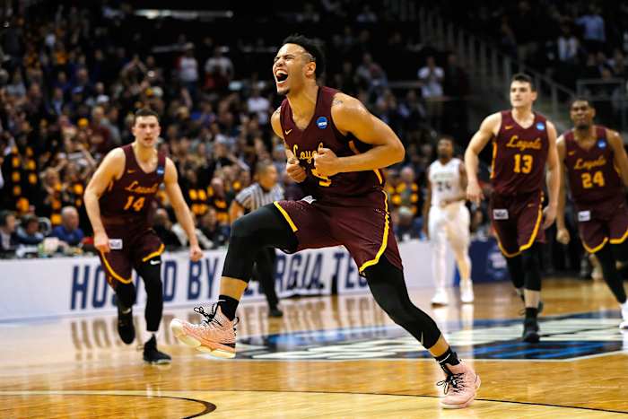 loyola-chicago-townes-celebration.jpg